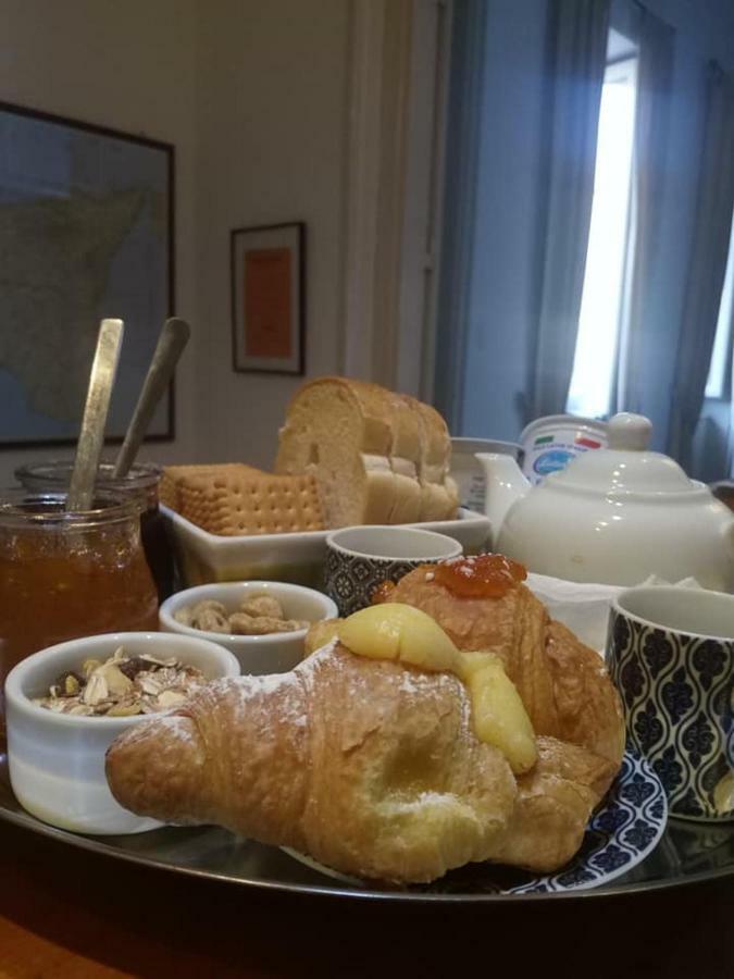 Palazzo Savona Hotel Palermo Ngoại thất bức ảnh